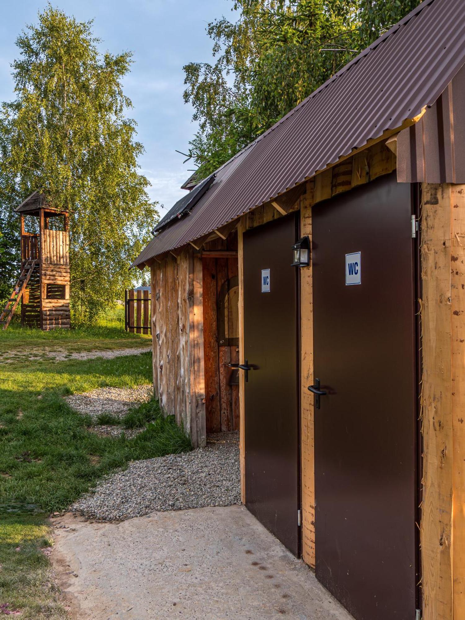 Fort Wapiti Otel Zalasowa Dış mekan fotoğraf